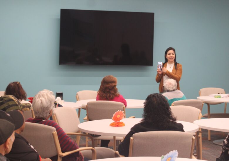 Digital Leaders Now Expands Digital Literacy to Seniors in Partnership with Esperanza Health Center